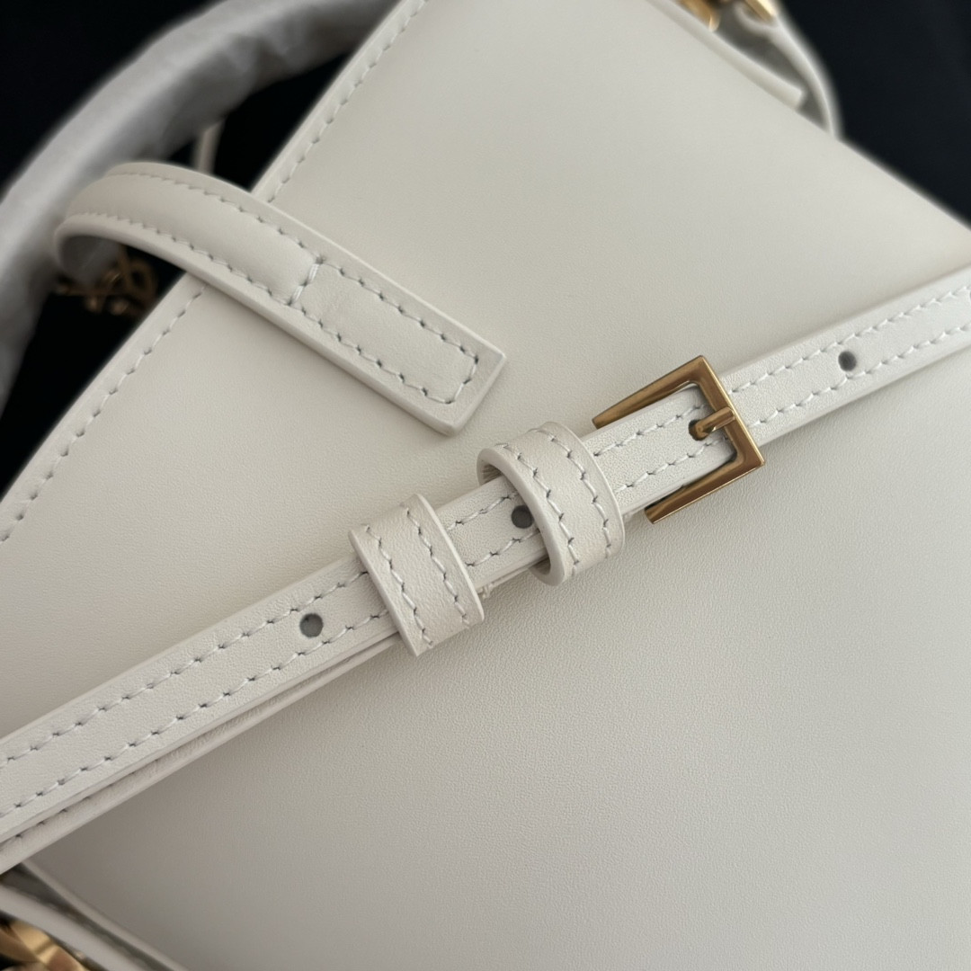 Y51 LE 37 Mini (Shiny Leather)  15x13x6cm