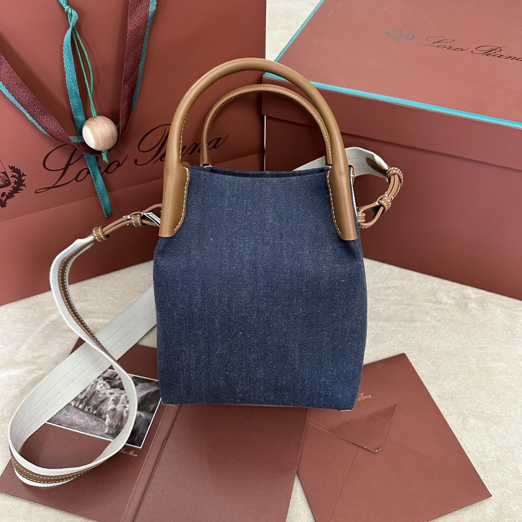 L0r0 P1ana Small Bale Cotton Bag 20x18x17cm