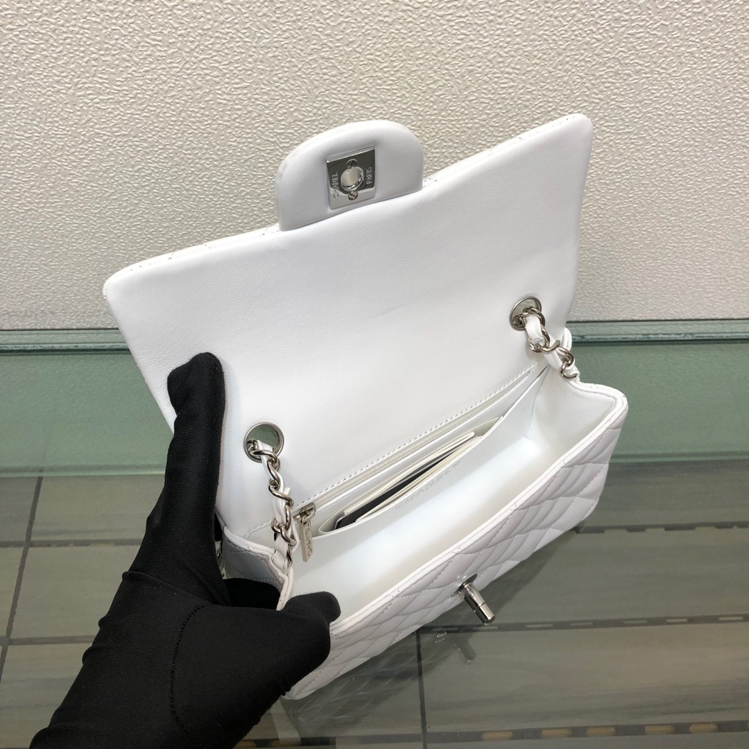 Ch**el MINI FLAP BAG white 12 × 20 × 6 cm