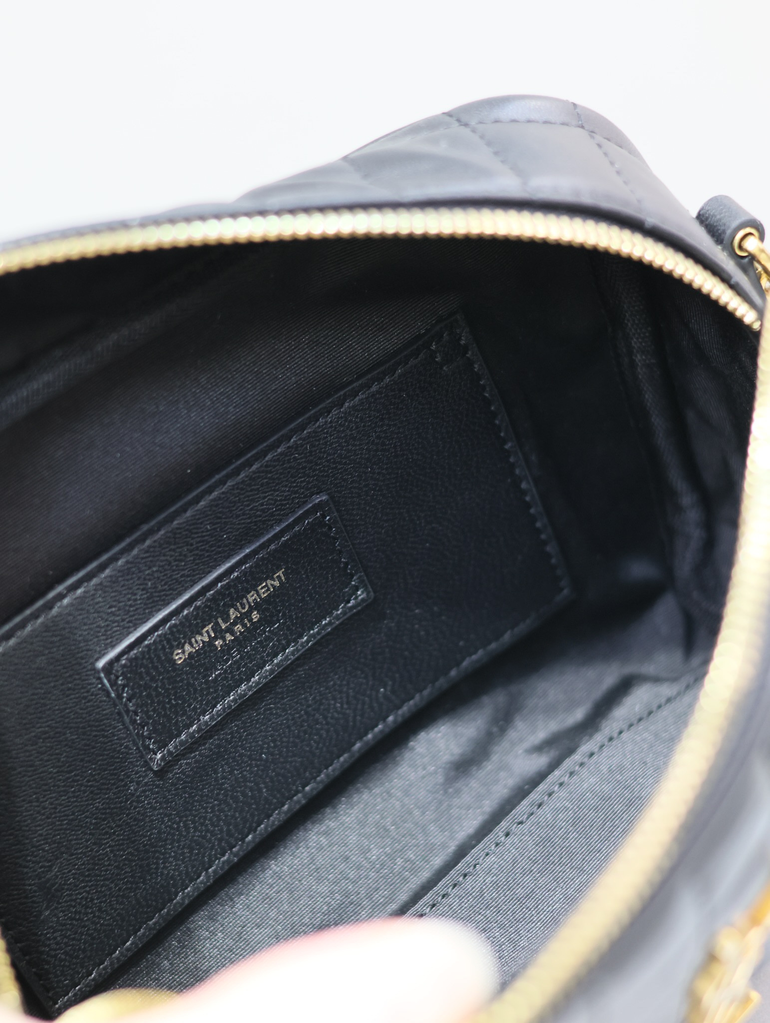 Y51 cassandre matelassé carré camera bag in lambskin 19.5x14x4cm