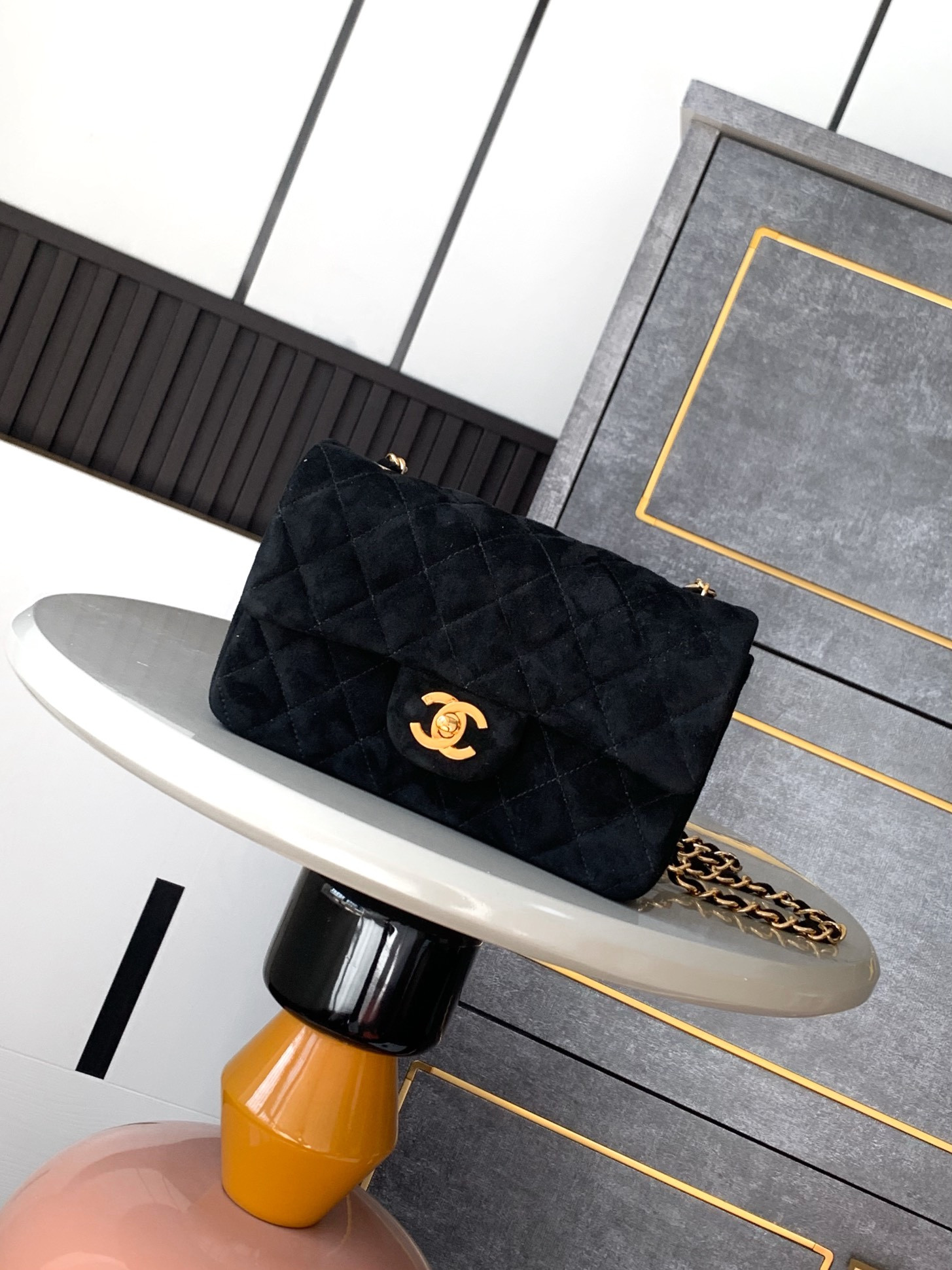 Ch**el MINI CLASSIC 11.12 HANDBAG 20 12×20×6cm