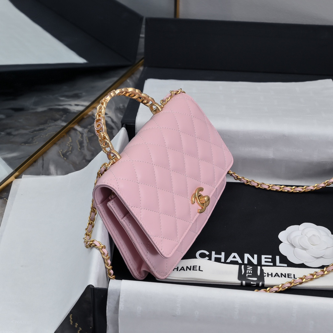 Ch**el Clutch With Chain 19cm