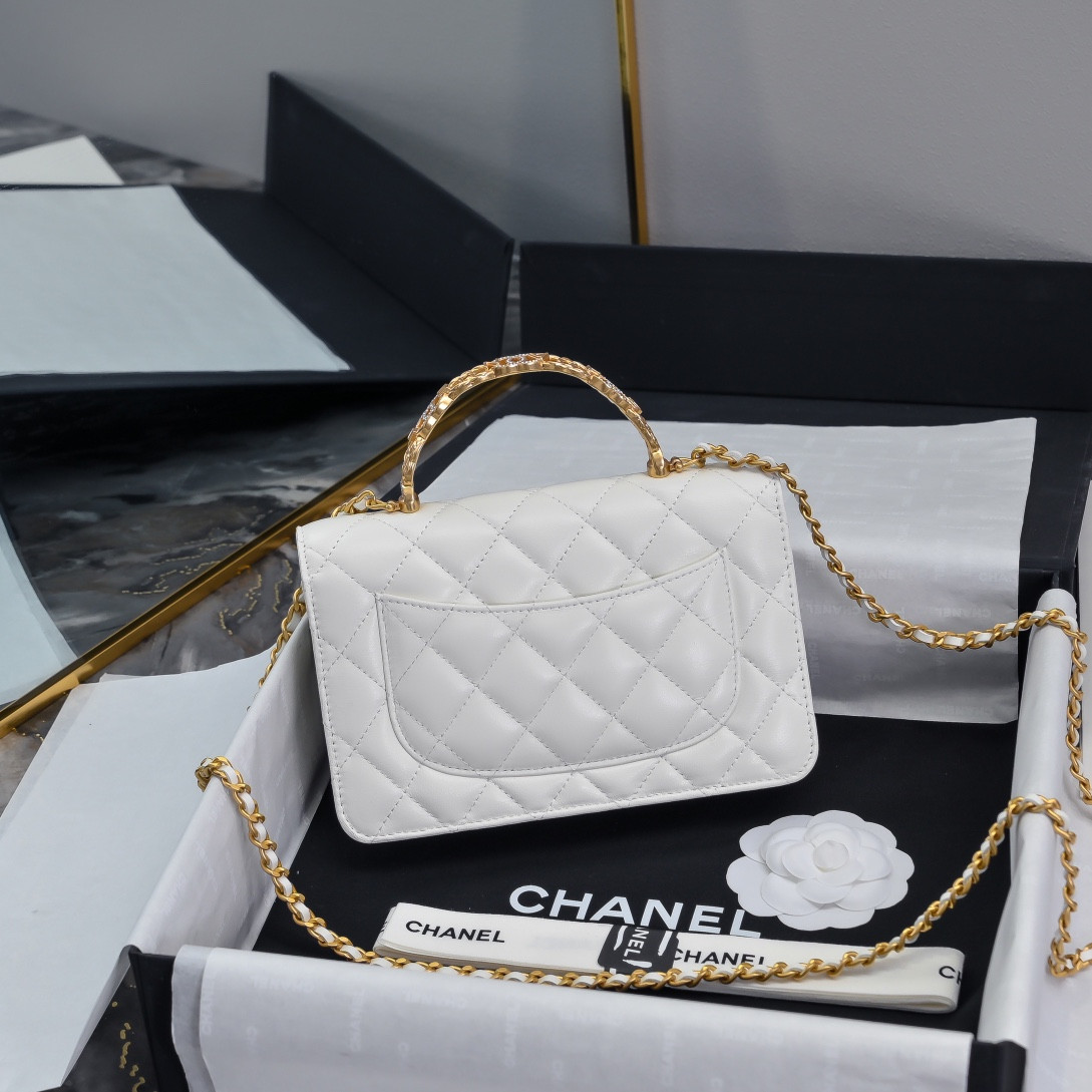 Ch**el Clutch With Chain 19cm