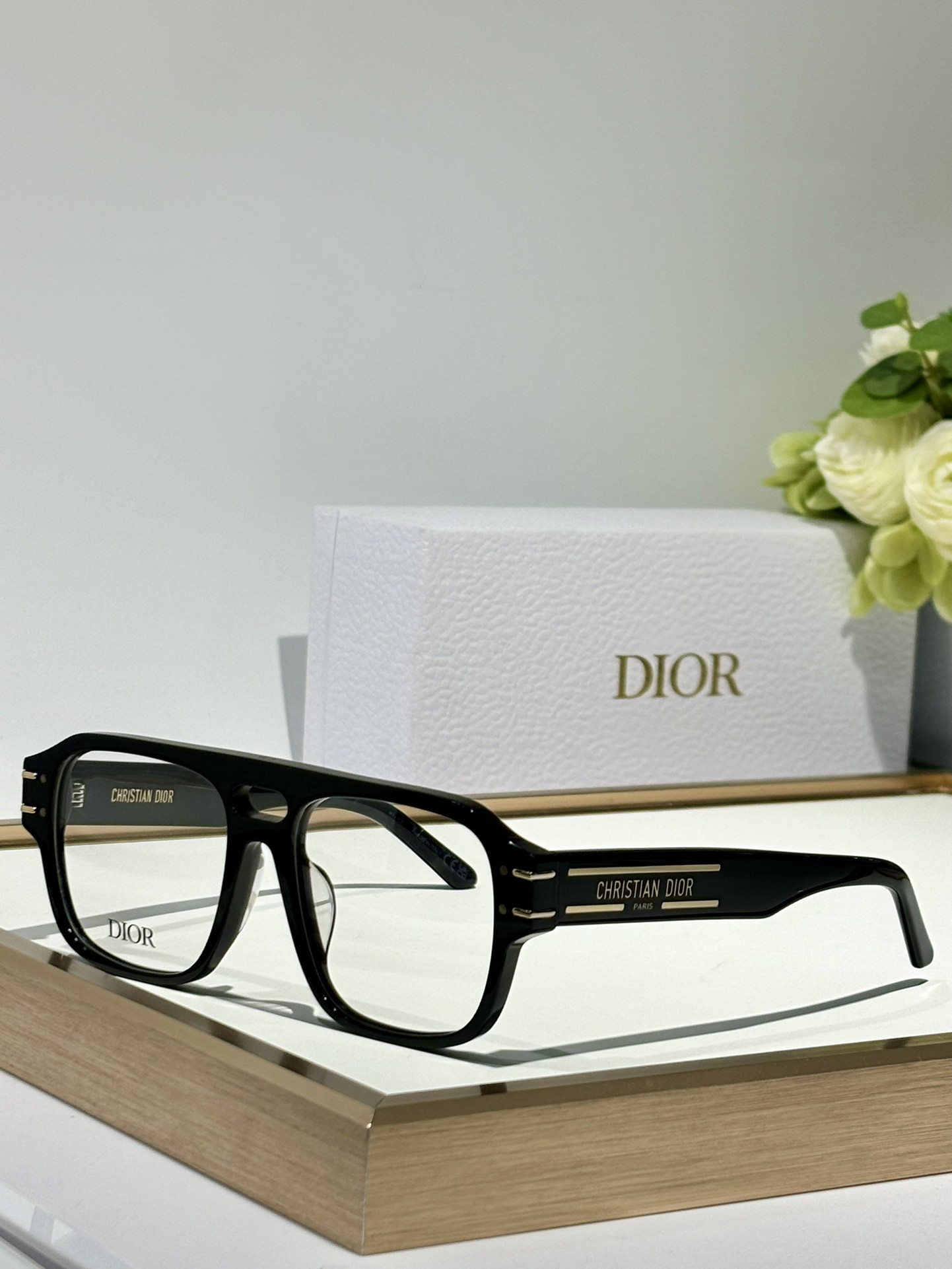 D10r Glasses signafure N1U 55-17-140