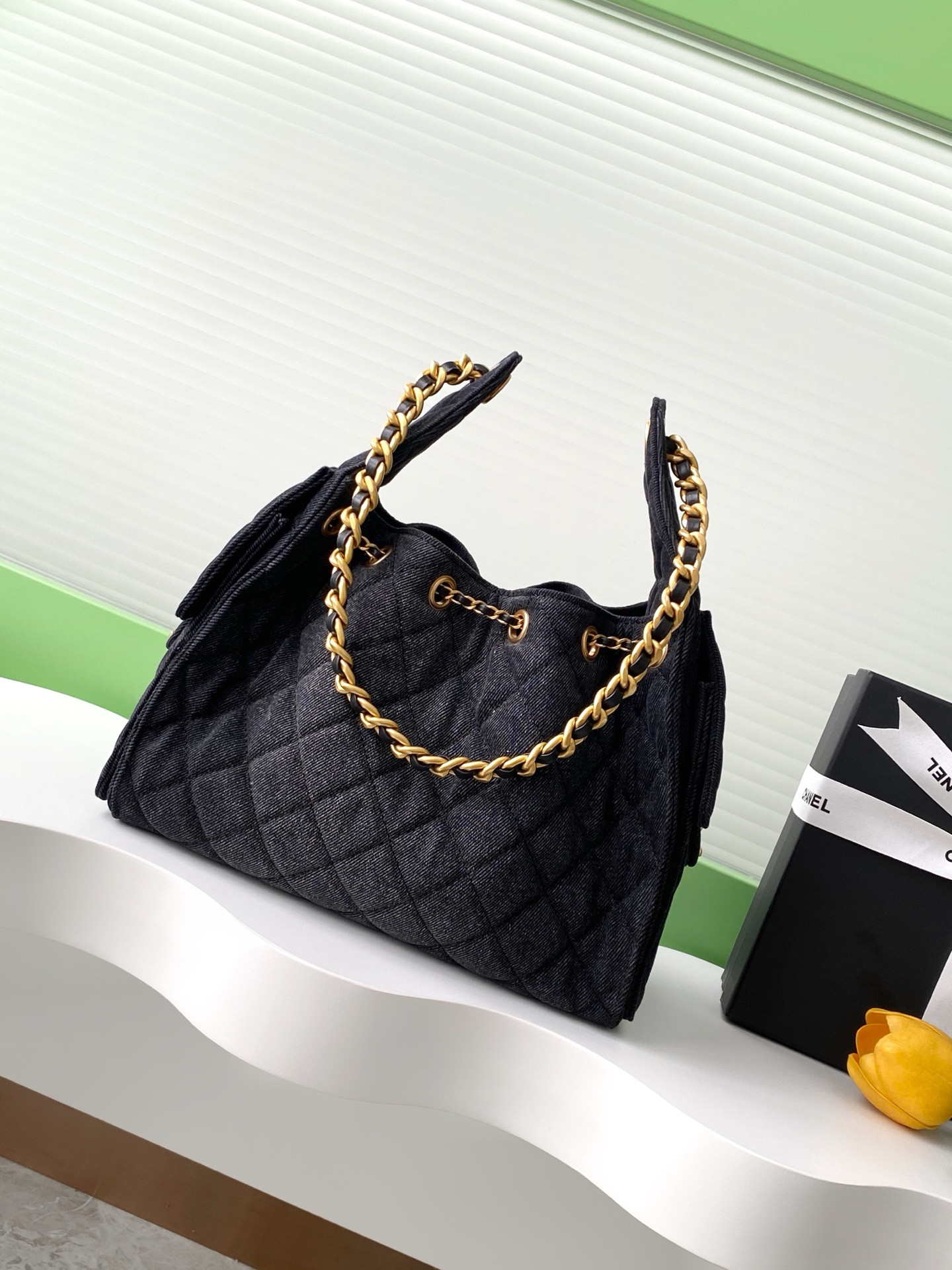Ch**el 25 small Bucket Hobo handbag AS5293 30x26x14cm