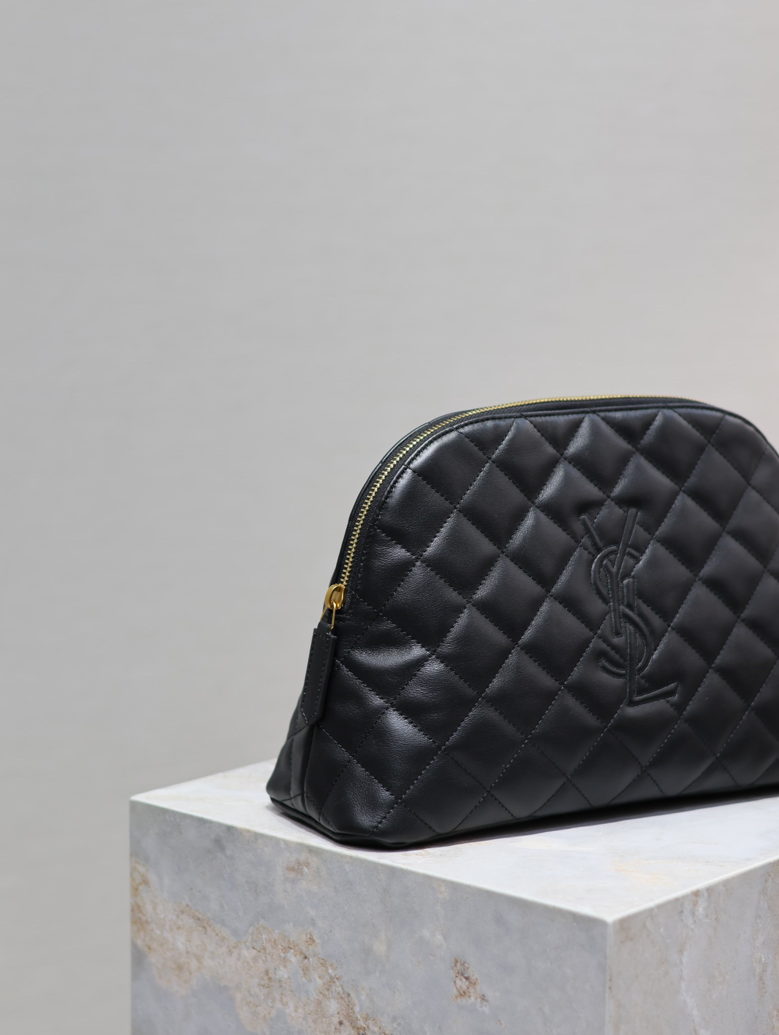 Y51 LE CASSANDRE 30×20×11cm