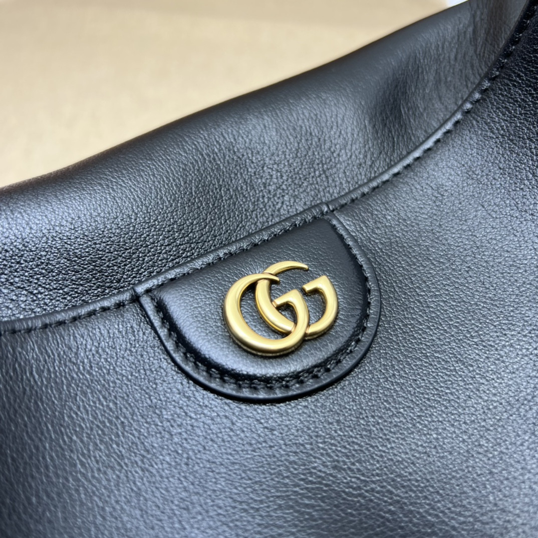 Gvc*1 Diana Medium shoulder bag 30x23x6.5cm