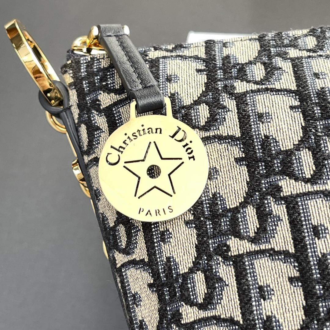 D10r D10rstar hobo bag 22 x 14.5 x 10 cm