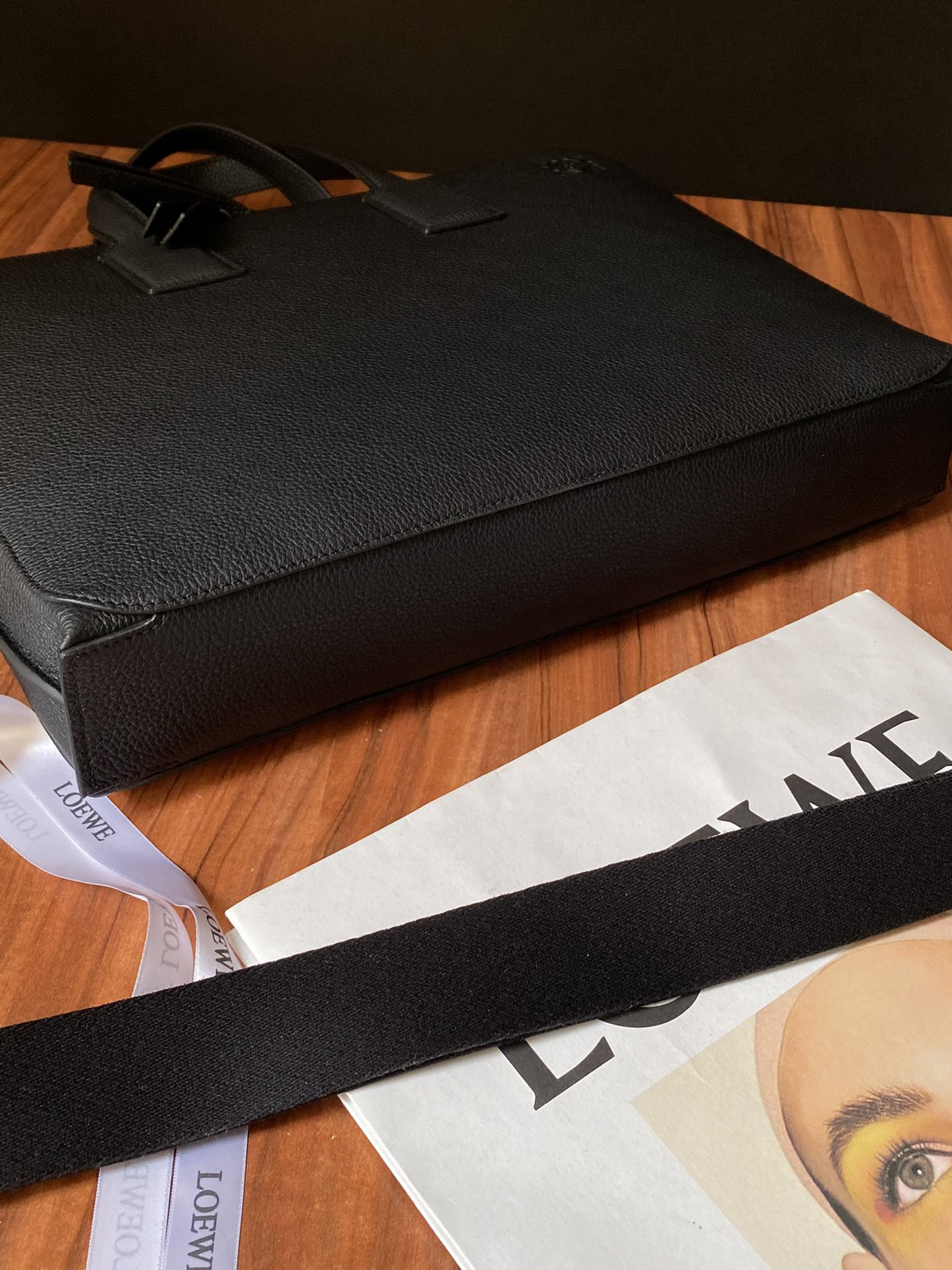 L0ew* Goya Slim Briefcase in Soft Grained Calfskin 27.5x7.5x38cm