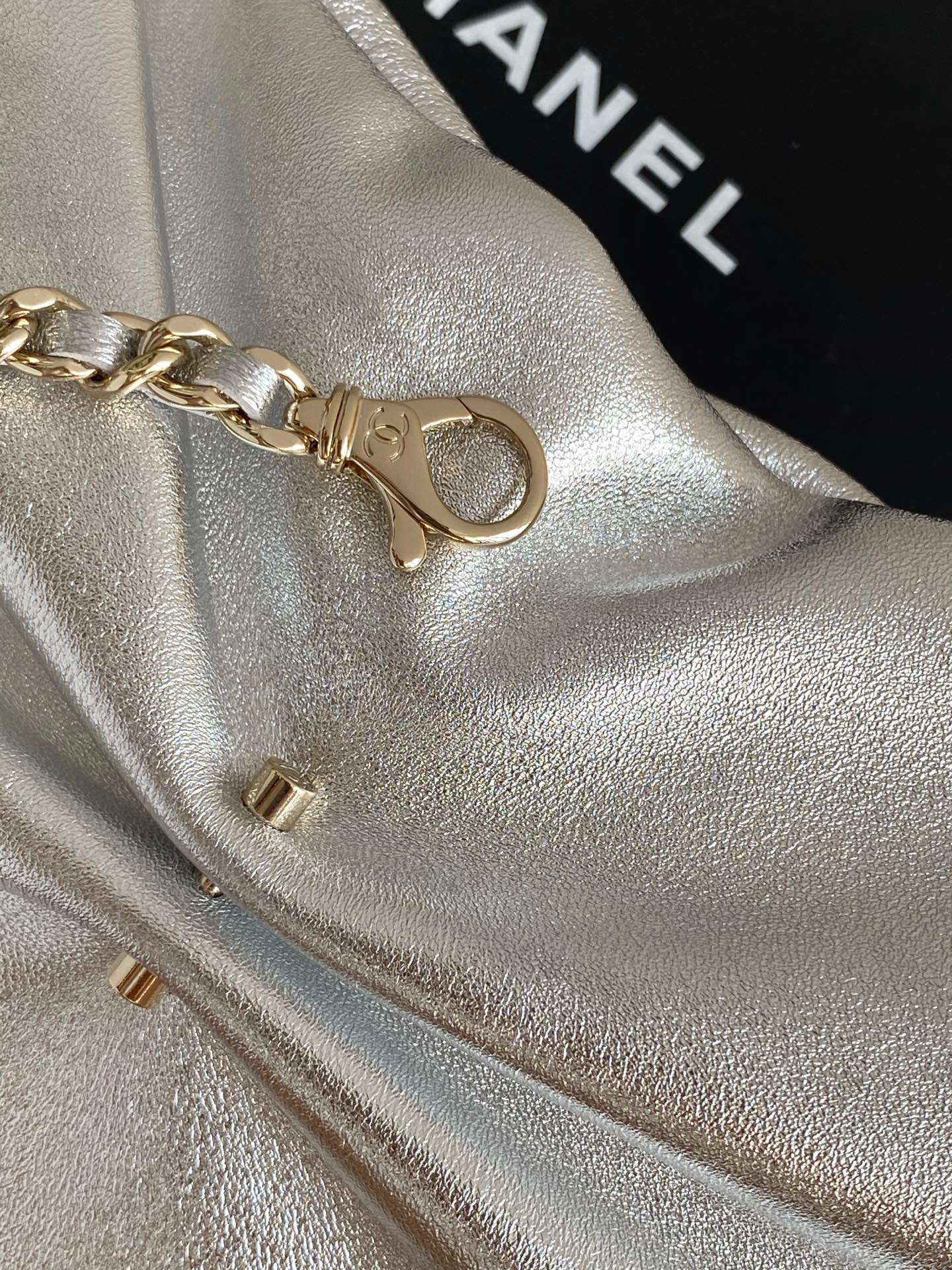 Ch**el Clutch with Chain 14x24x5cm