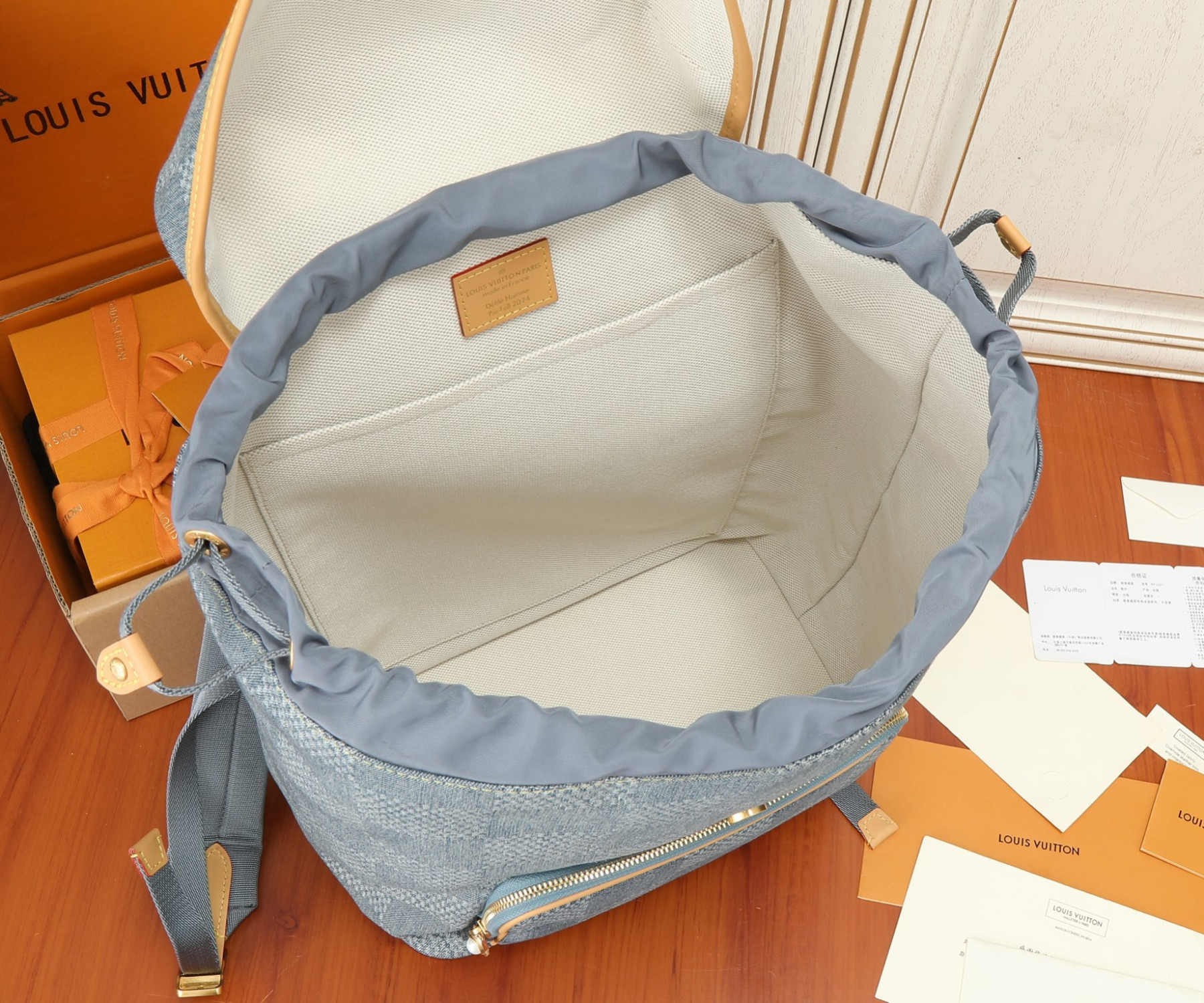 LV Montsouris Backpack N40708 32x40x19cm