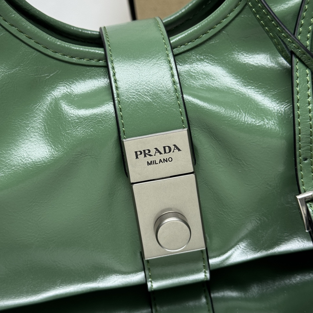 Pra*a Small Leather Tote Bag 18x26x12cm