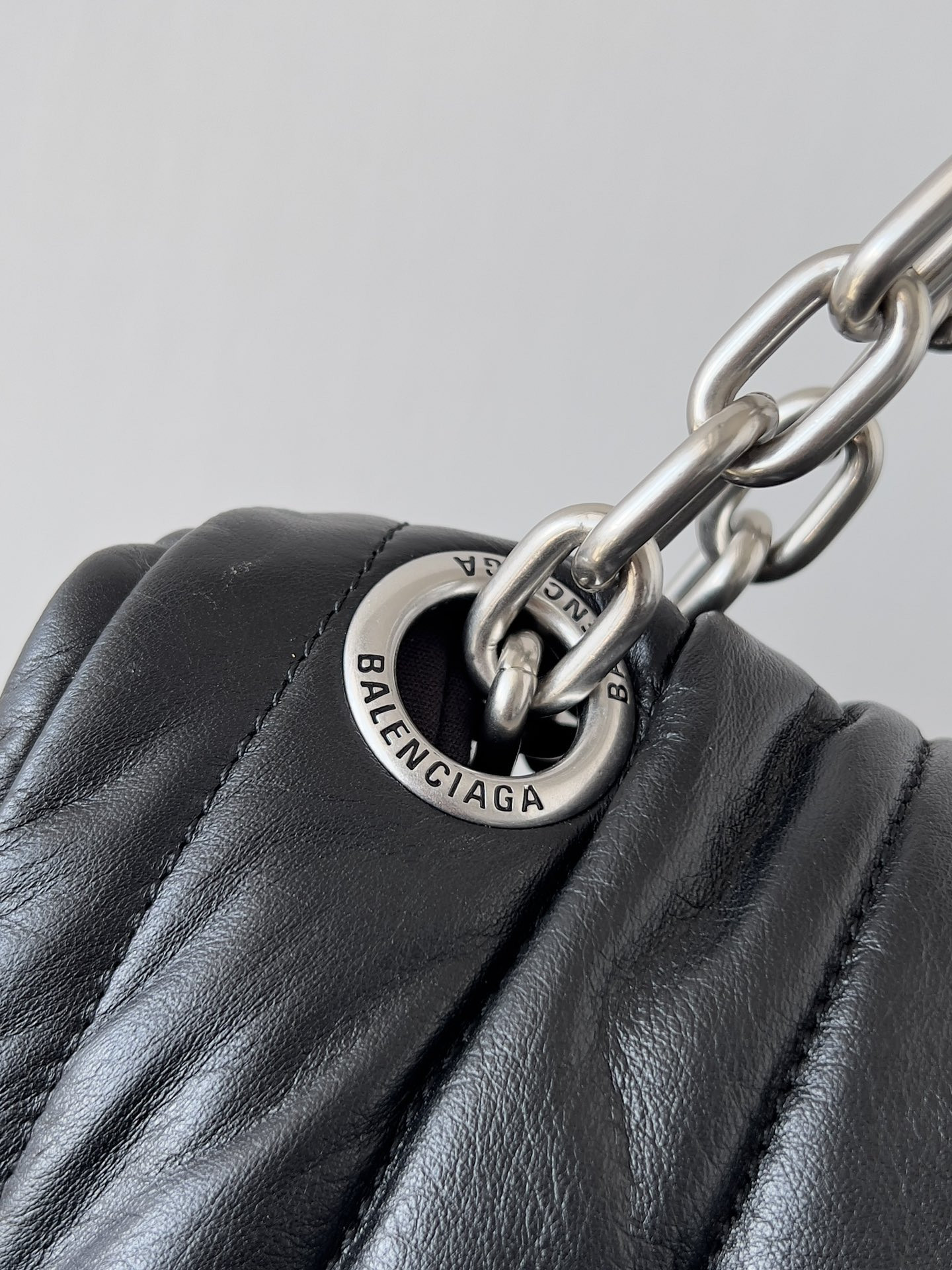 Ba1en*iaga Monaco Chain Bag Large 43.5x32x23cm