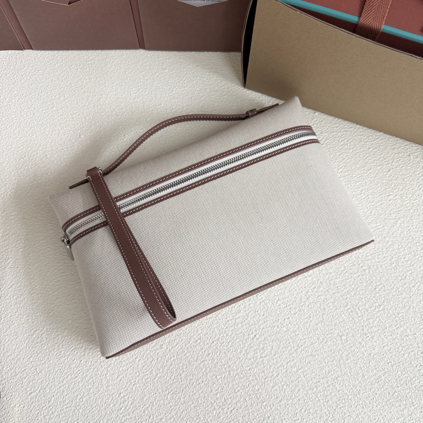 L0r0 P1ana Extra pouch L29 29x18x5cm