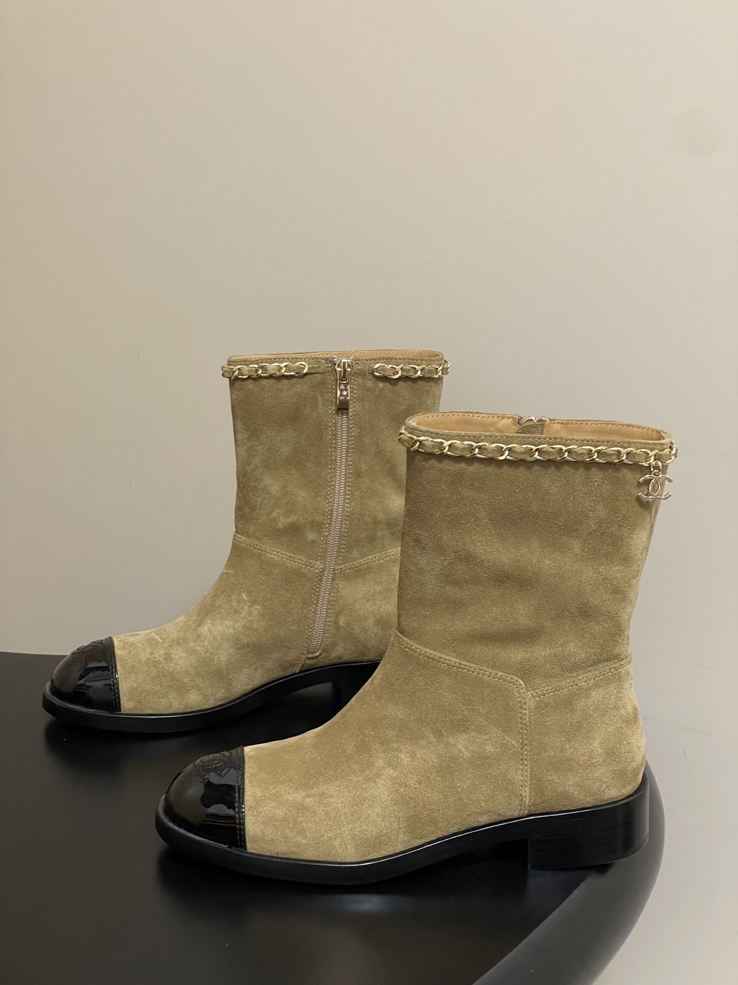 UA Ch**el Boots