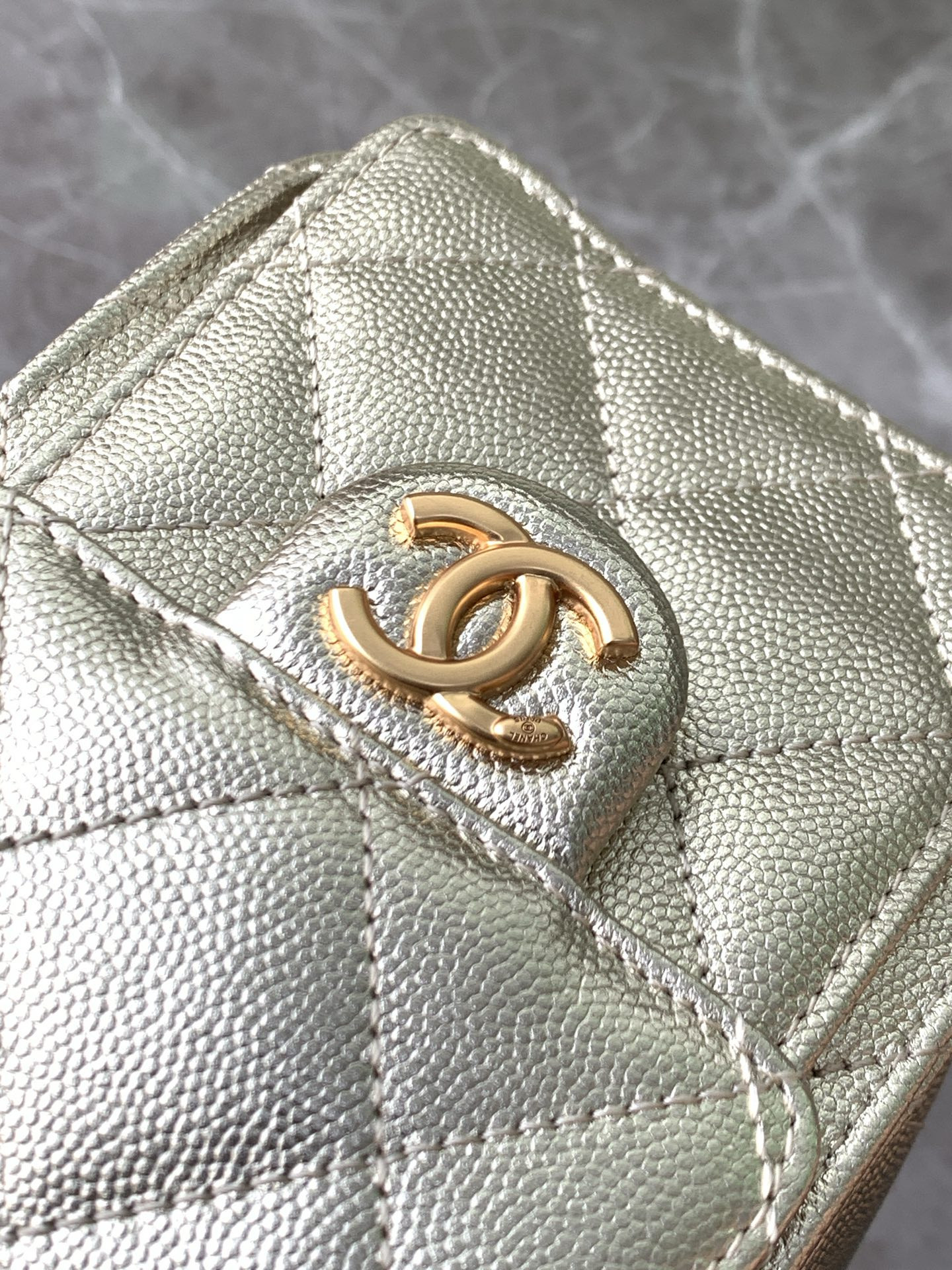 Ch**el 25C Bucket Bag 20x22x12.5cm