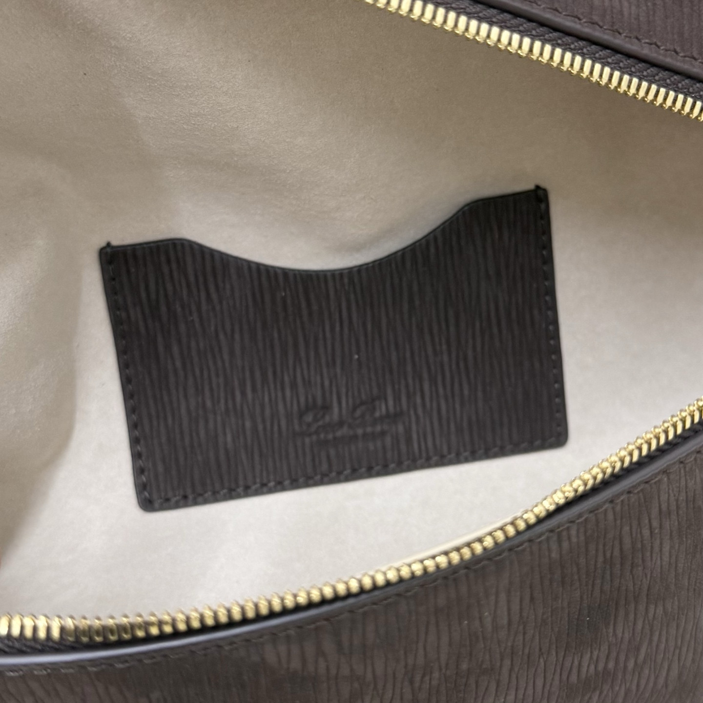 L0r0 P1ana Extra Bag L23 23x12x7cm