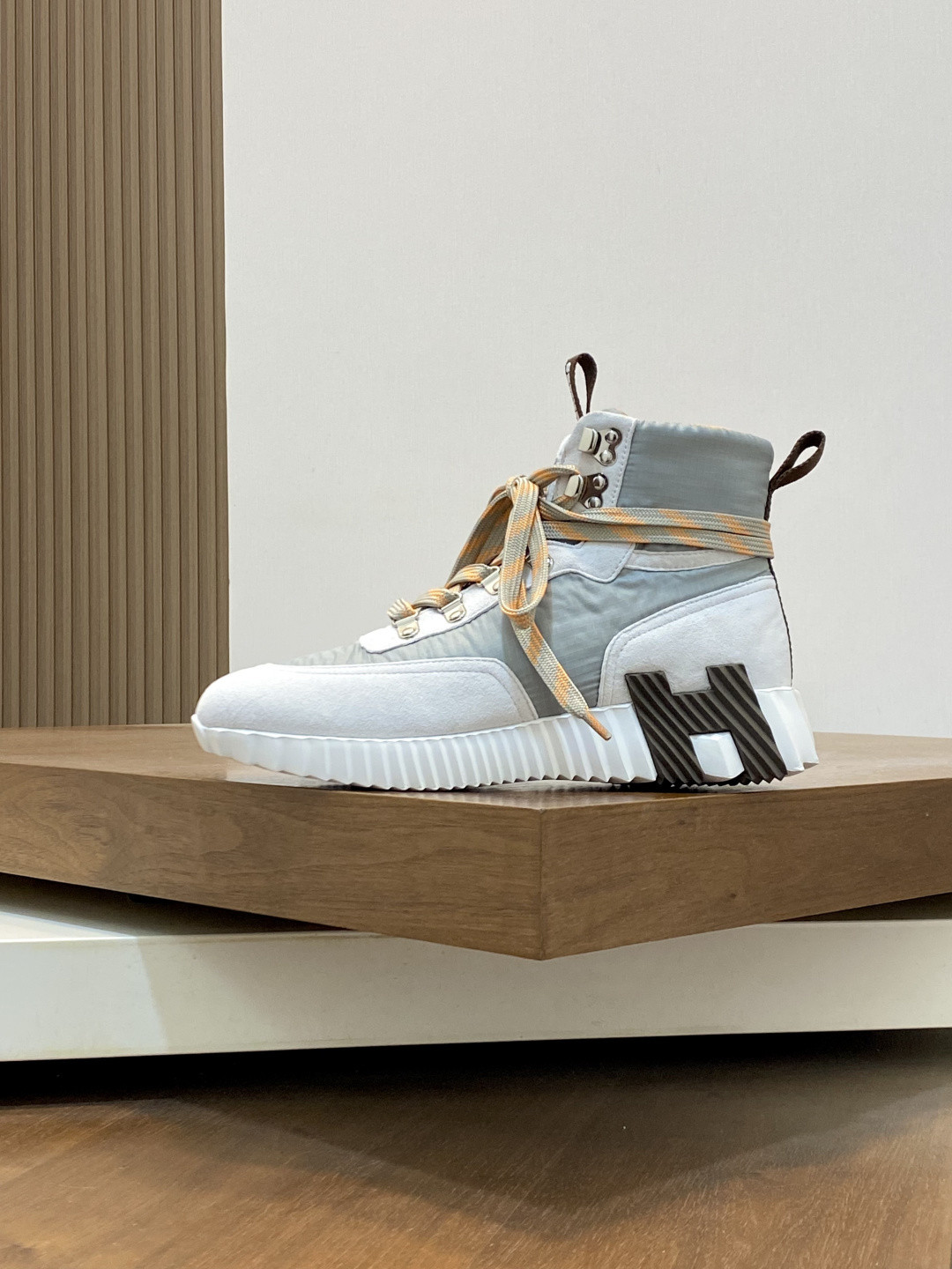 UA H**me5 Klimb Sneaker