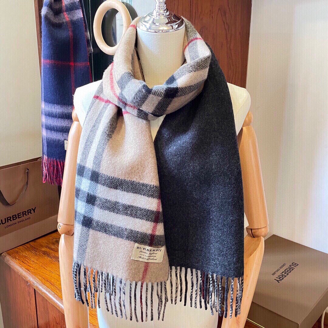 Bv*b*rry scarf 32x200cm