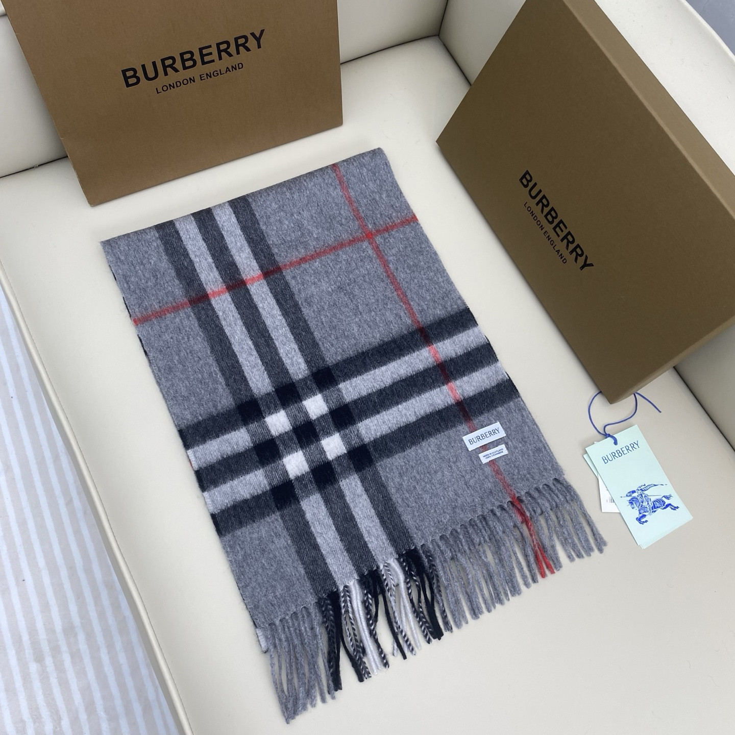 Bv*b*rry scarf 30x168cm 100% cashmere