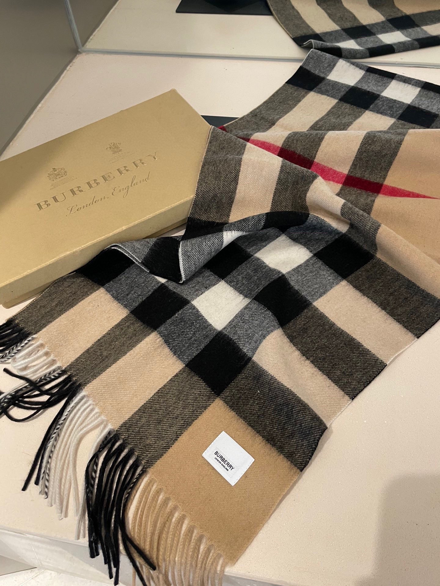 Bv*b*rry scarf 35x180cm