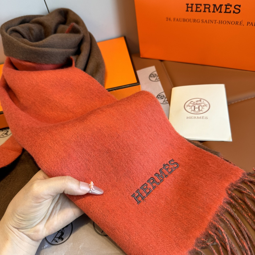 H**me5 scarf 35x180cm