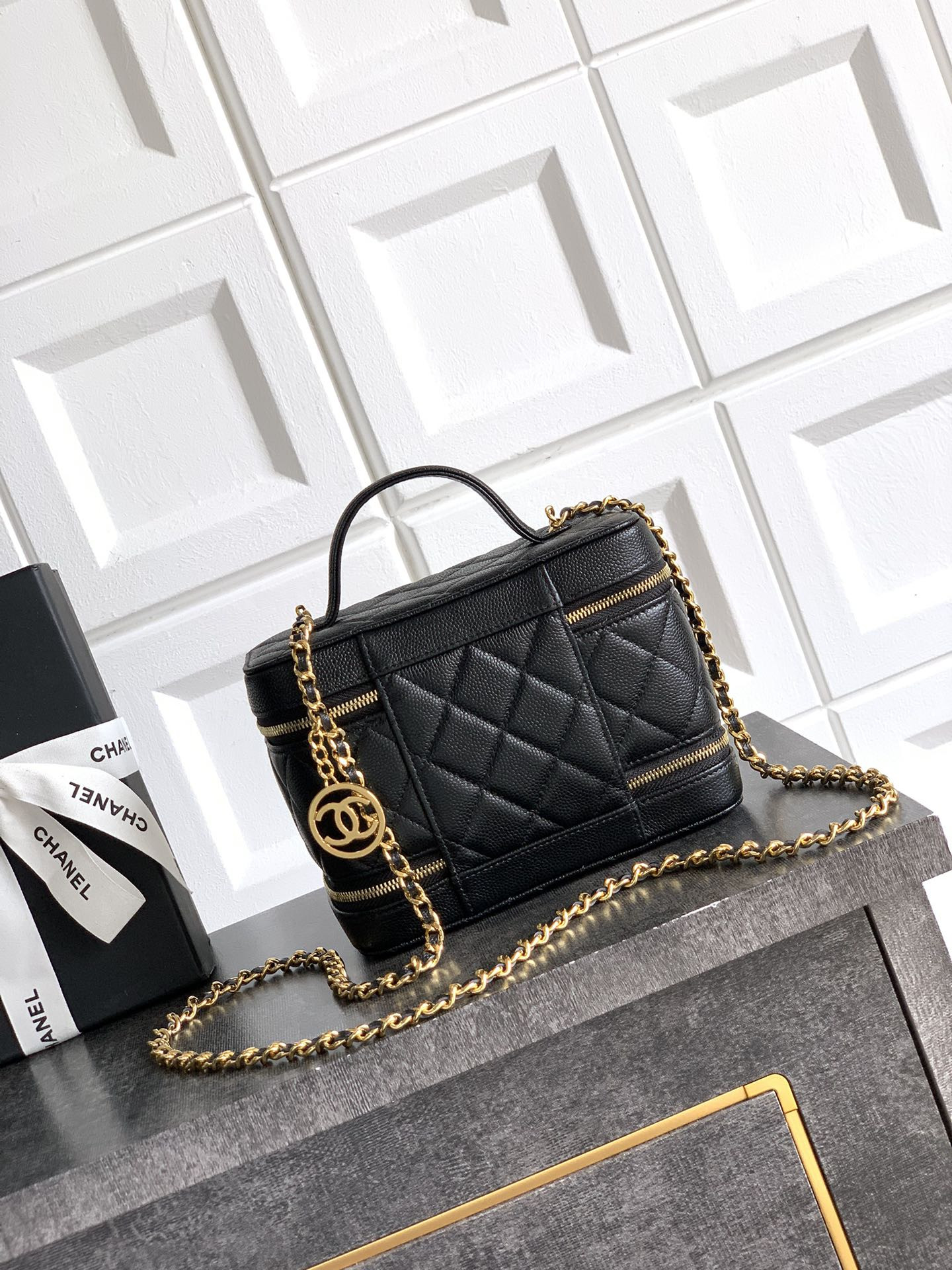 Ch**el Leather Cosmetic  Black Bag 17x9.5x9cm