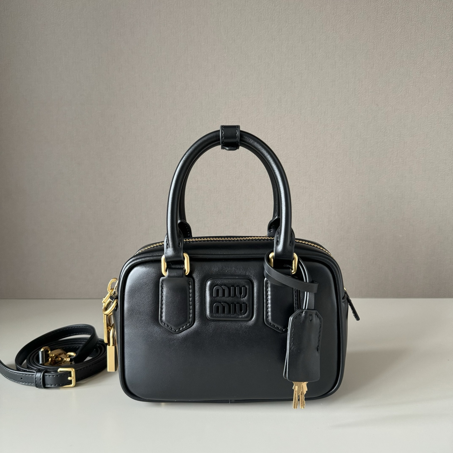 M1v M1v arcadie leather bag 13x19x6cm