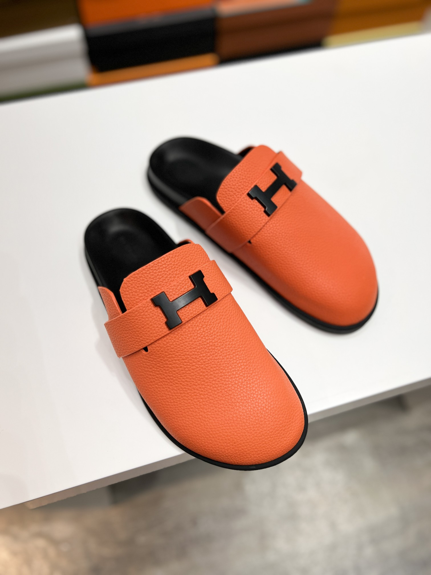 ua H**me5 mule