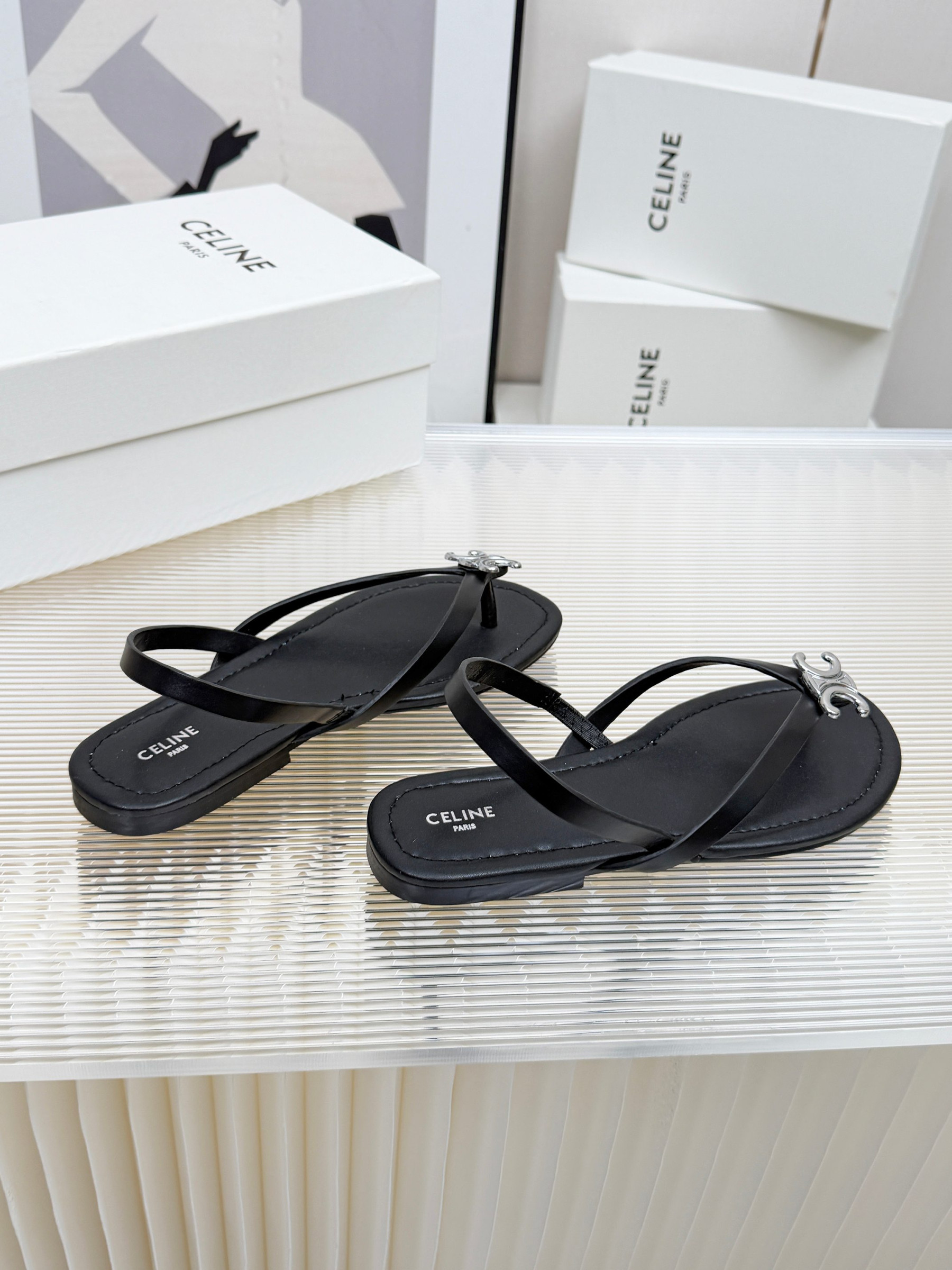 UA Ce1i*e BIKI SANDAL