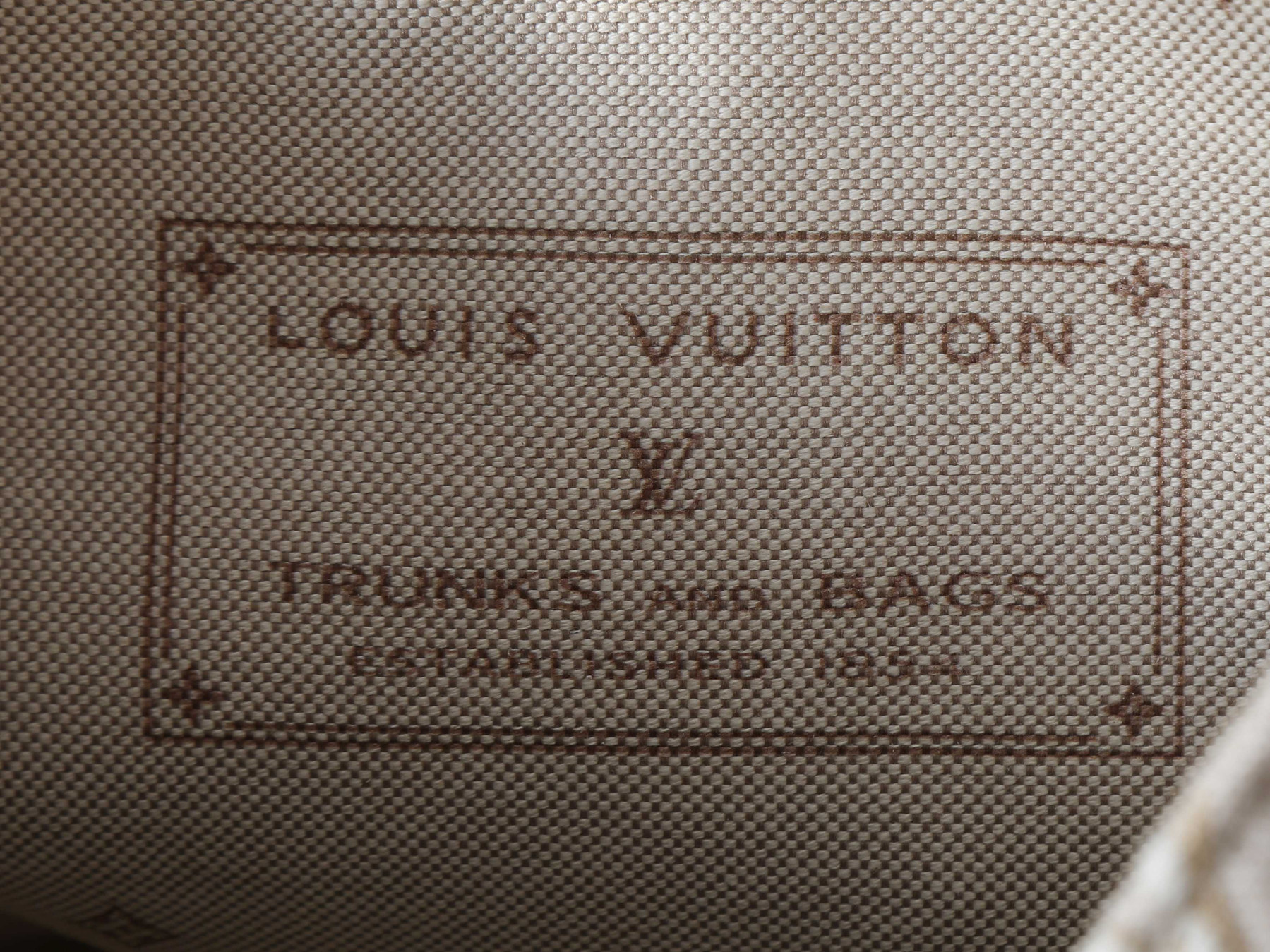 LV All in BB M2A377 16x18x12cm