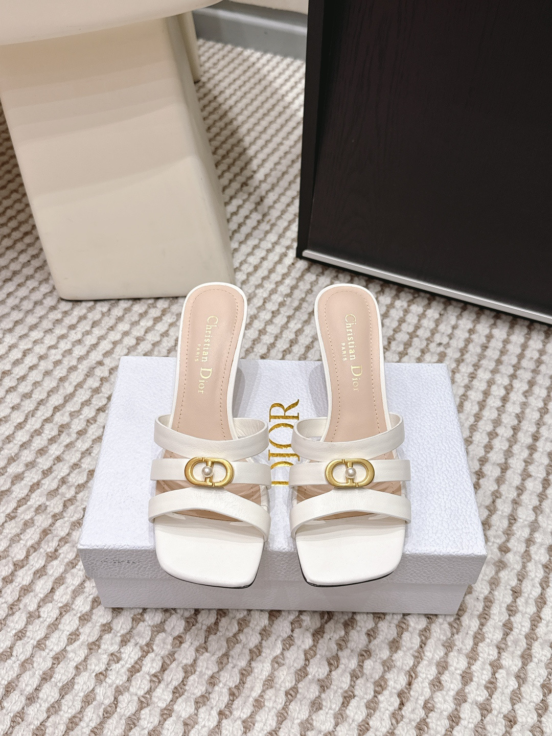UA D10r Or 30M Slide with heel