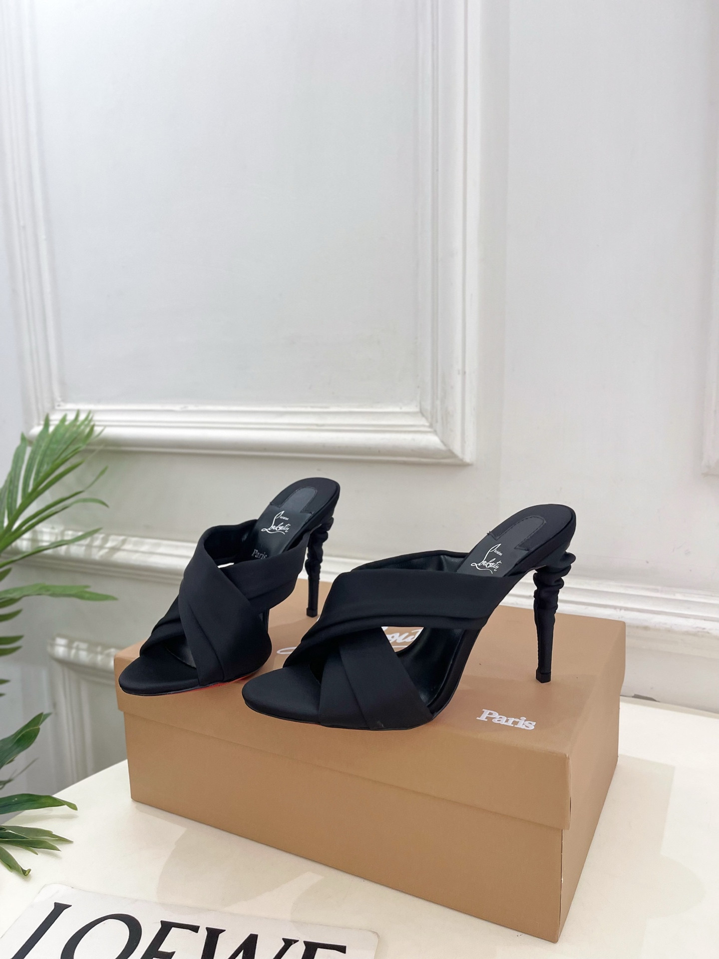 UA Chr1st1an Louboutin Affabula 100 Slides
