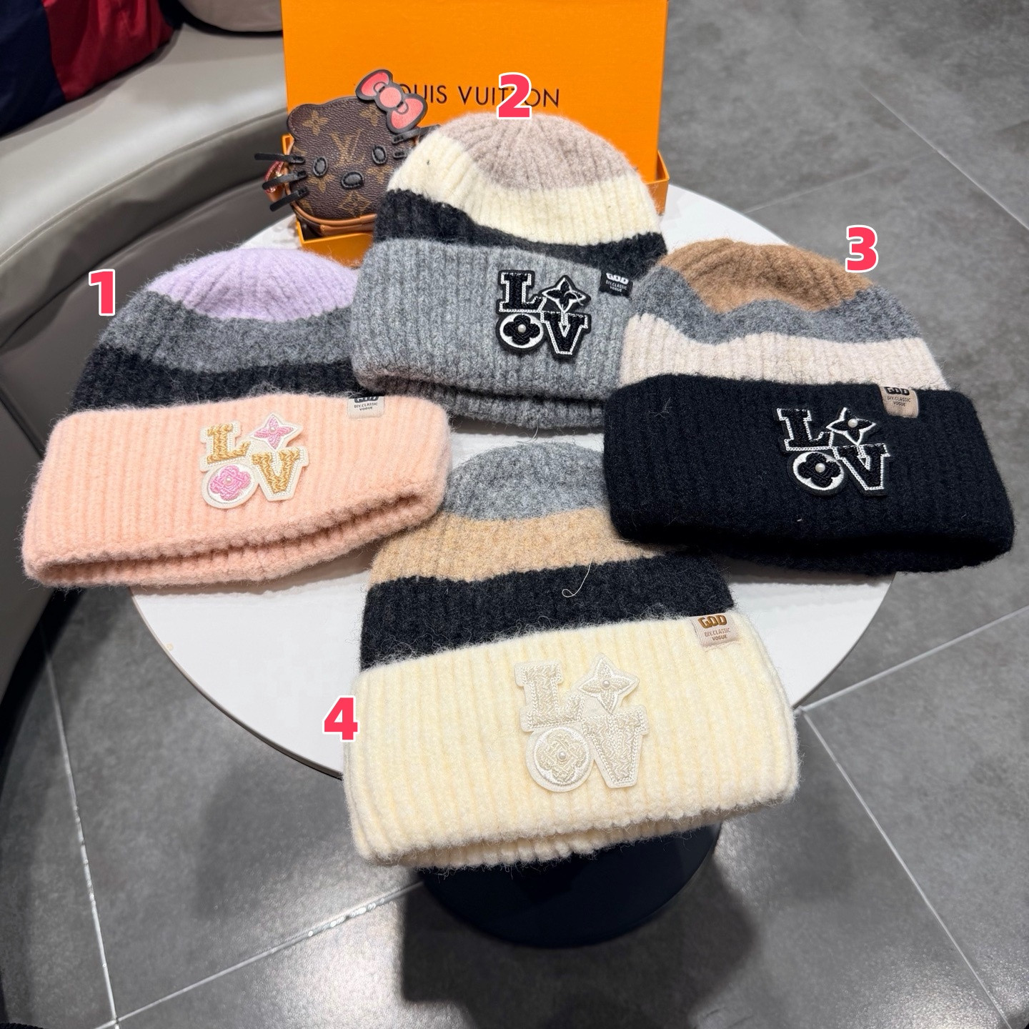 L0vis Vvtt0n Beanie