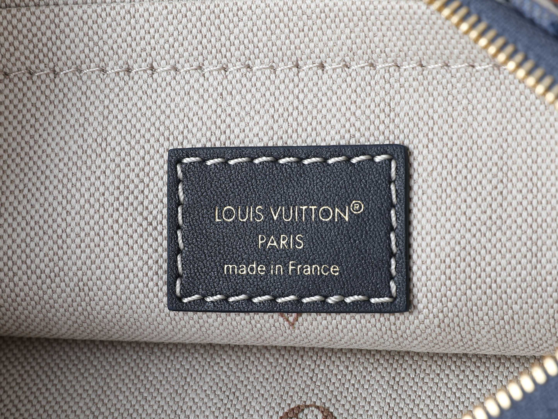 LV Neverfull MM M2A096 47 x 28 x 14 cm Without Box