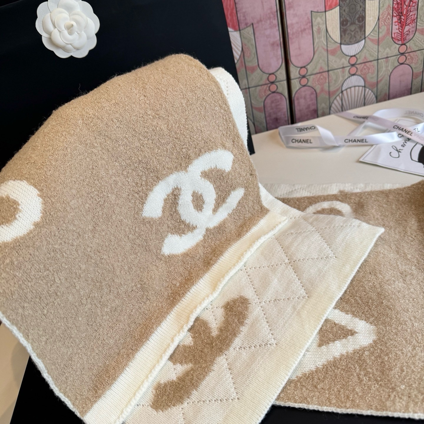 Ch**el scarf 180x30cm 10% Cashmere 90% Wool
