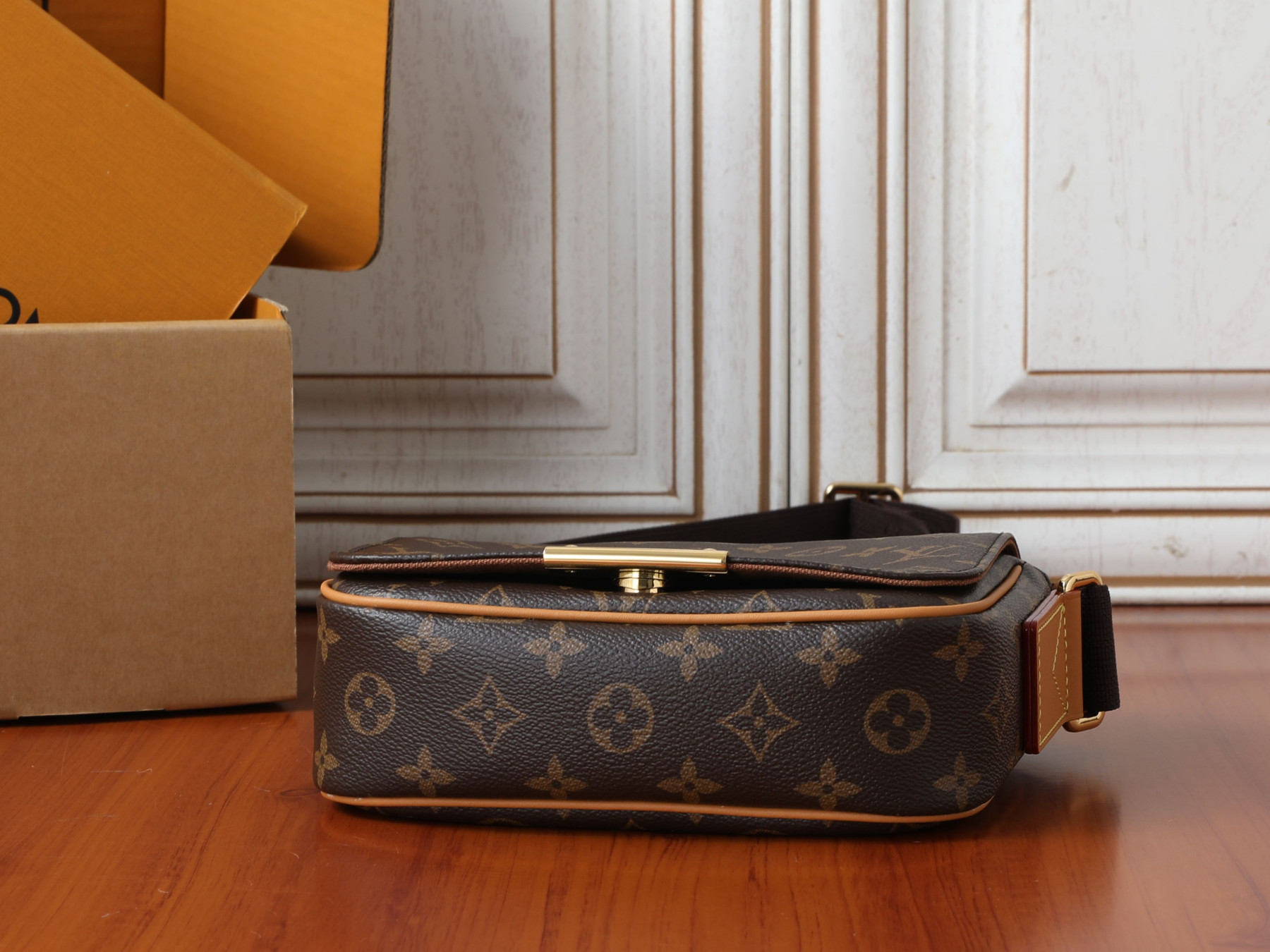 LV Mini Bastille M3A430 15 x 24 x 6.5 cm