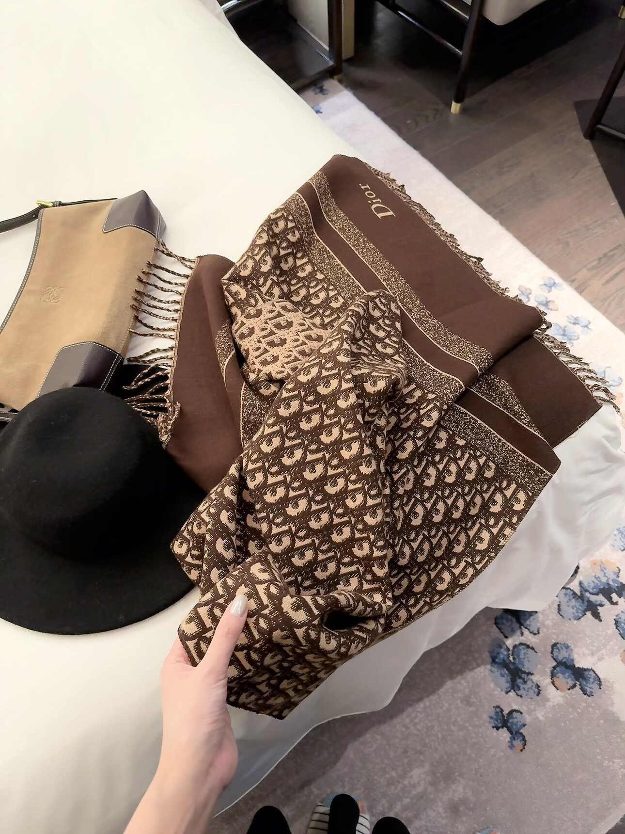 D10r scarf